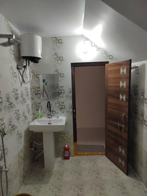 Gangi Kota North Flat Διαμέρισμα Kovvur Εξωτερικό φωτογραφία